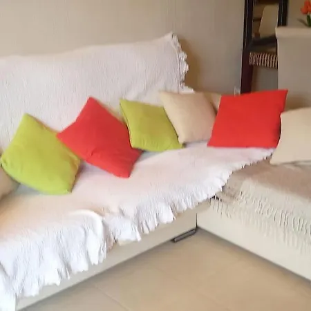 Appartamento Spacious 1 Bedroom Ground - Flooor With Large Private Terrace In Martin *